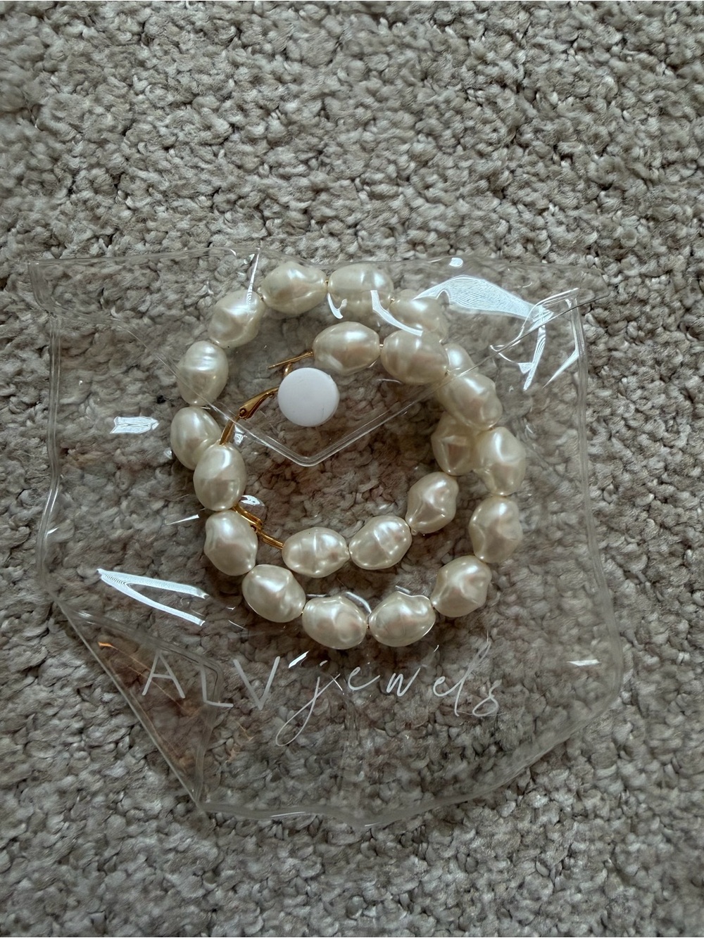 ALV Jewels - Large Pearl Hoops